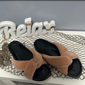 Chloe neutral velvet slides size 10 US size 41 IT